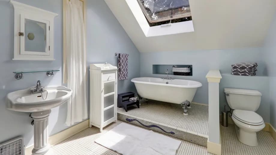 Skuteczne sposoby na dogrzanie łazienki i uniknięcie zimna