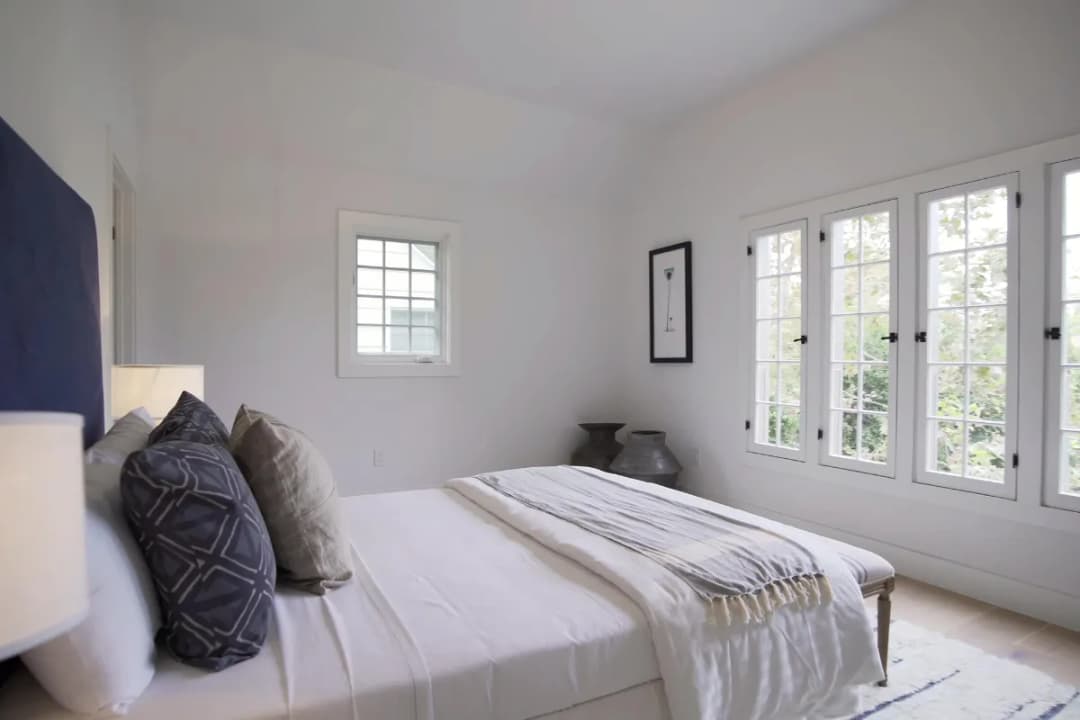 Co na okno w sypialni? Odkryj najlepsze rozwiązania dla komfortu